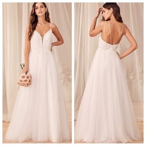 Lulu’s Forever Is Ours White Sequin Embroidered Tulle Maxi Dress. Sz: 2